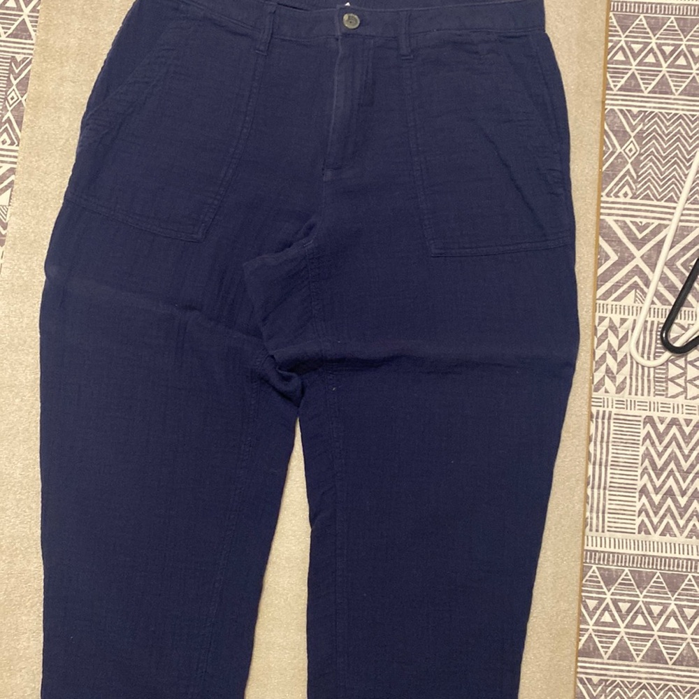 Linen capri pants